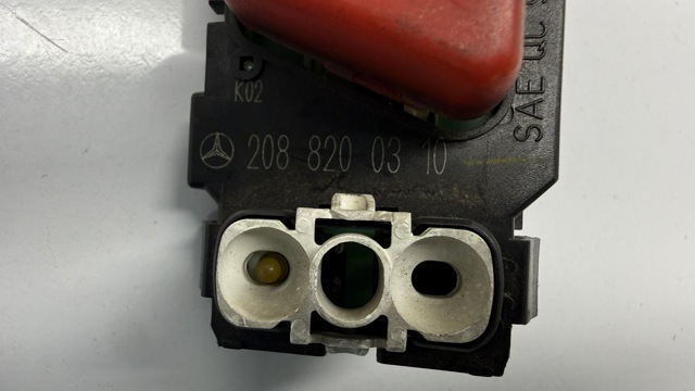 2088200310 MERCEDES Кнопка аварийки купить в Харьков