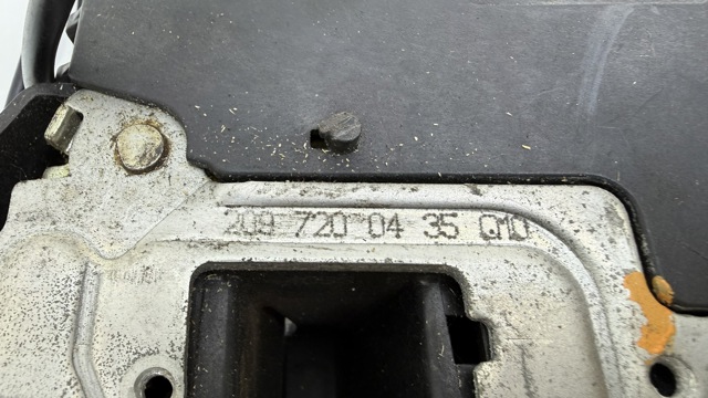 2097200435 MERCEDES Замок водительской двери купить в Винница