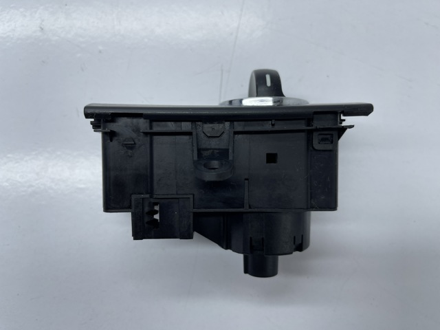 2115450704 MERCEDES купить в Черкассы