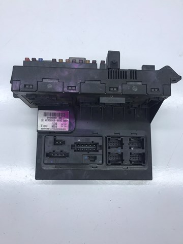 Панель предохранителей 2115453801 MERCEDES