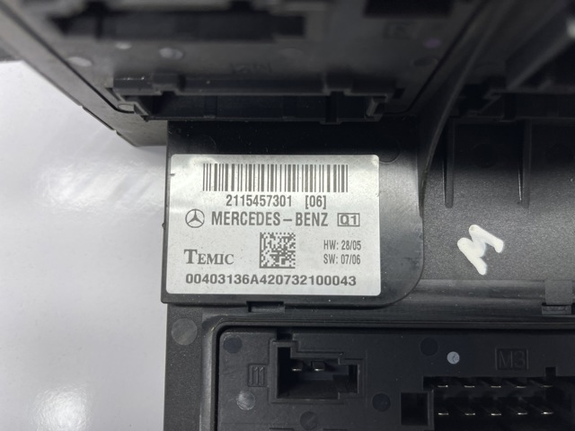 MERCEDES 2115457301 в наличии Каменское