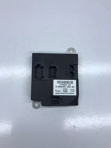 Блок управления сигналами SAM 2115458532 MERCEDES