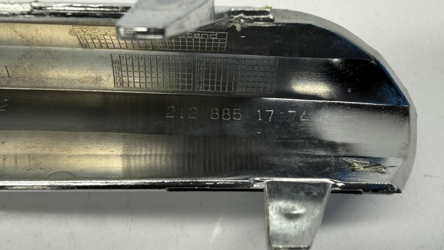 MERCEDES 2128851774 Молдинг двери передней левой в наличии Житомир