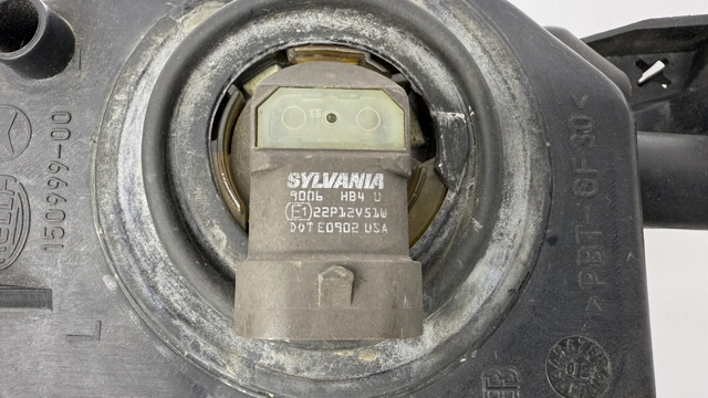 MERCEDES 2158200556 Фара противотуманная левая в наличии Ирпень