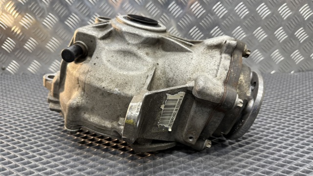 MERCEDES 2213301402 Передний редуктор в наличии Черкассы