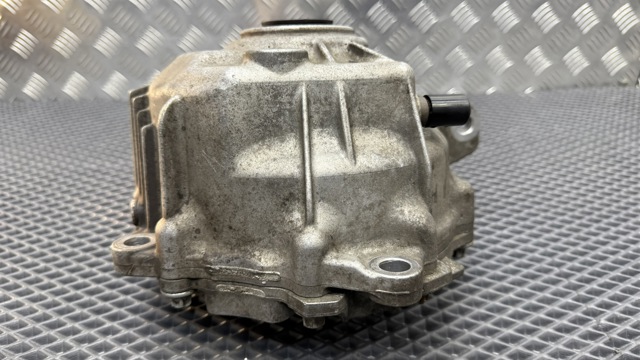 MERCEDES 2213301402 Редуктор передний в наличии Одесса