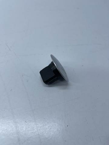 MERCEDES 2215450514 Кнопка запуска двигателя в наличии Днепр