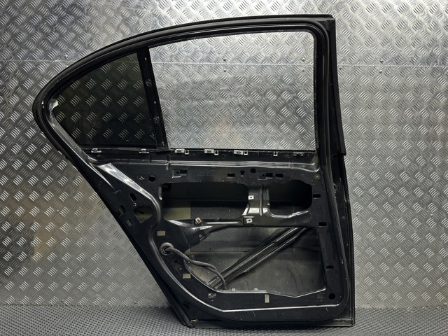 41517202083 BMW Дверь задняя левая купить в Украина