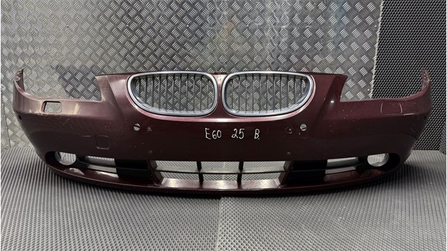 Бампер на авто 51117033694 BMW