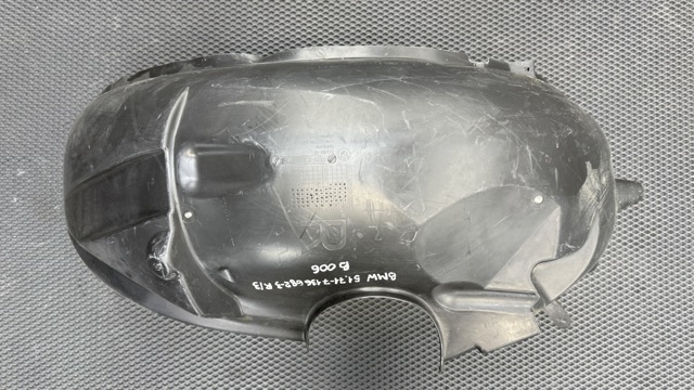 BMW 51717136682 Подкрылок задний правый в наличии Ирпень
