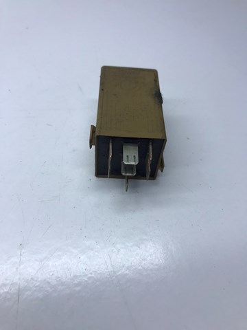 61368384505 BMW Реле управления стеклоочистителем купить в Тернополь