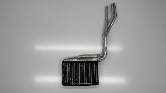 Радиатор отопителя 64118385562 BMW