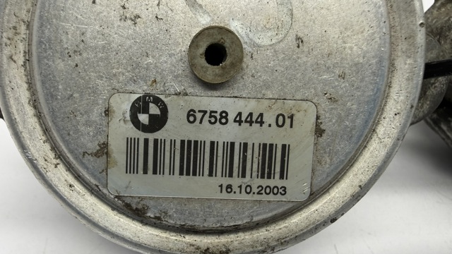 6758444 BMW Подушка (опора) двигателя левая/правая купить в Украина