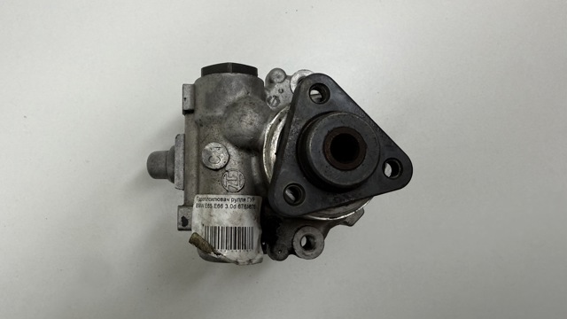 Насос ГУР 6761876 BMW
