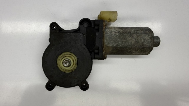676283620640 BMW Мотор стеклоподъемника двери задней левой купить в Житомир