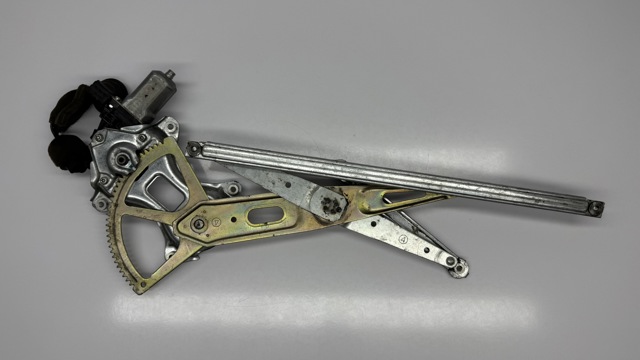 TOYOTA 6980230260 Стеклоподъемник передней левой двери в наличии Ирпень