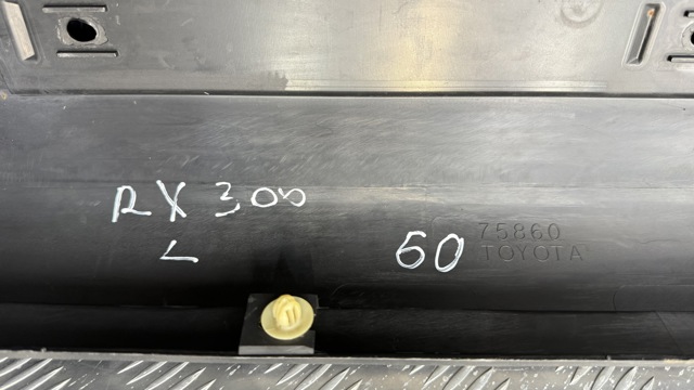 TOYOTA 75860 в наличии Запорожье