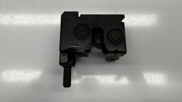 8240599 BMW Замок капота купить в Полтава