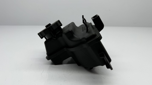 MERCEDES A0004669502 Бачок ГУР в наличии Киев