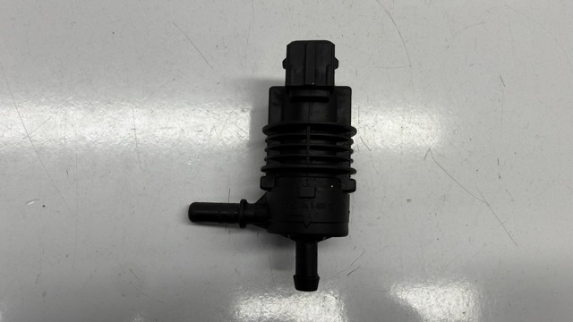 A0004703993 MERCEDES Клапан вентиляции газов топливного бака купить в Тернополь