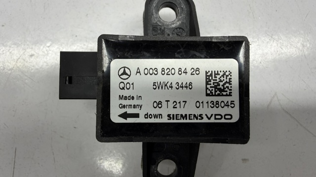 A0038208426 MERCEDES Датчик удара купить в Киев
