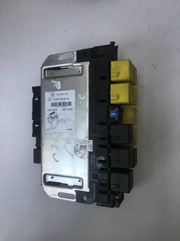 Блок предохранителей и реле A0325458232 MERCEDES