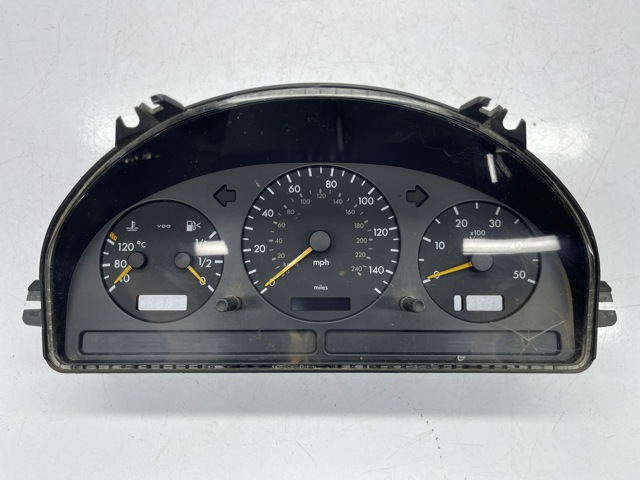 Щиток приборов A1635404111 MERCEDES