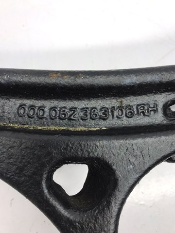 A1643502006 MERCEDES Рычаг задней подвески нижний правый купить в Житомир