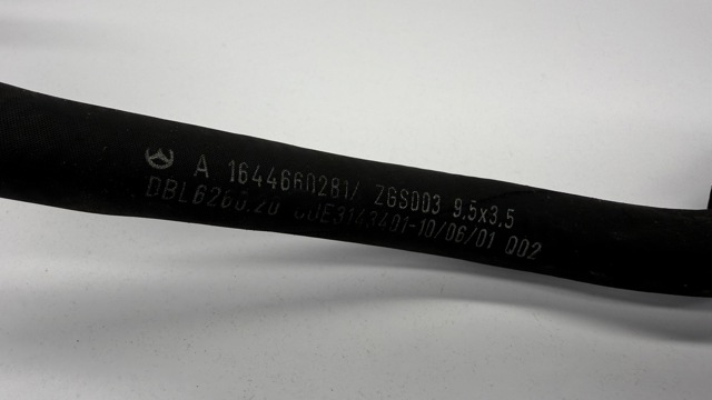 Шланг ГУР, низкого давления, от радиатора к бачку A1644660281 MERCEDES