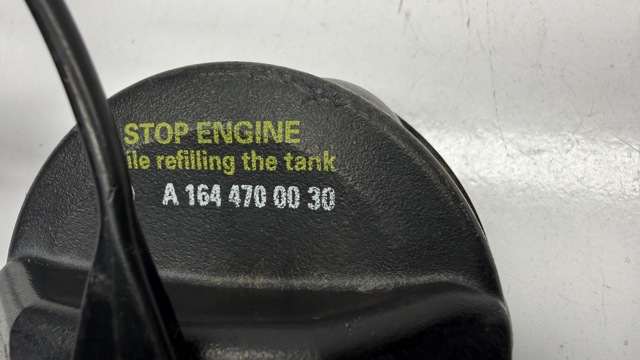 MERCEDES A1644700030 Крышка бензобака в наличии Ирпень