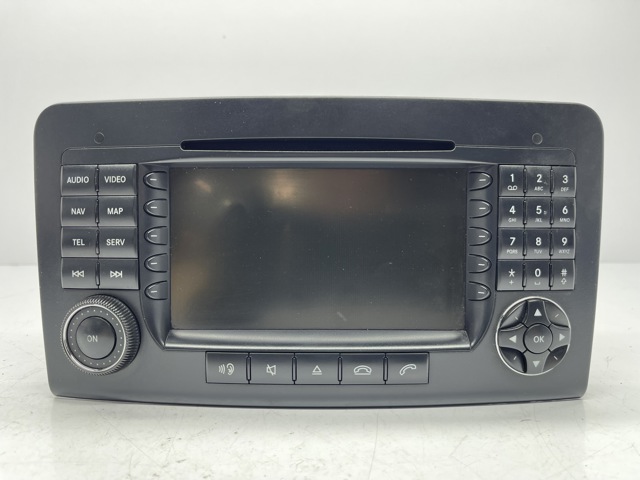 Магнитола (радио AM/FM) A1648200979 MERCEDES