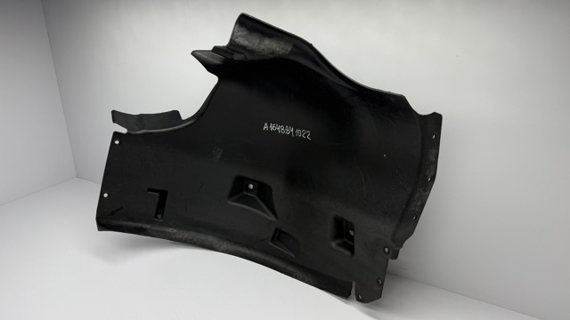 A1648841022 MERCEDES Подкрылок крыла переднего правый задний купить в Днепр