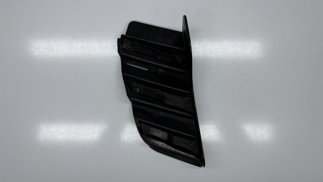 MERCEDES A1648880141 Решетка радиатора левая в наличии Ровно