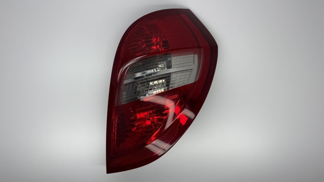 Задний правый стоп A1698202864 MERCEDES