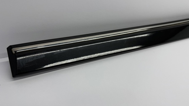 A2036904962 MERCEDES Молдинг двери передней левой купить в Запорожье