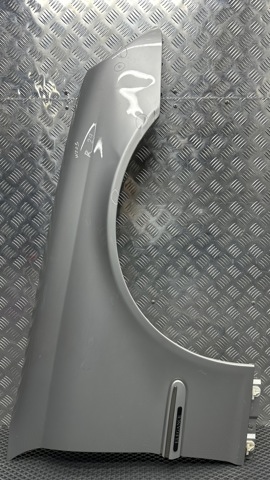 Правое крыло A2038800218 MERCEDES