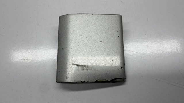 Заглушка бампера буксировочного крюка A2038850626 MERCEDES