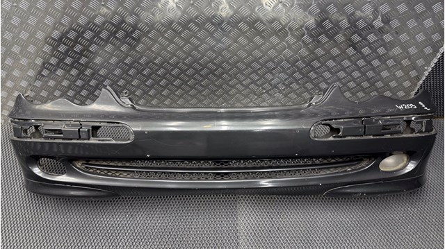 A2038851425 MERCEDES Бампер передний купить в Ирпень