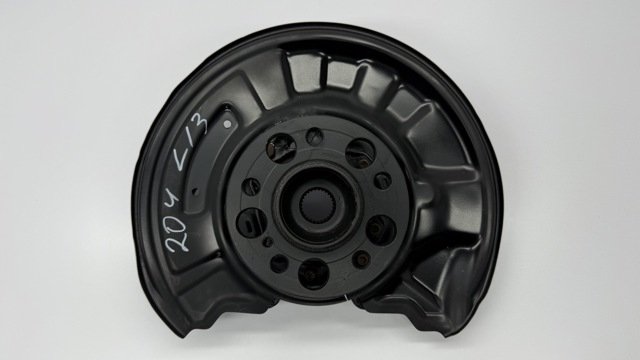 Кулак поворотный левый A2043503108 MERCEDES