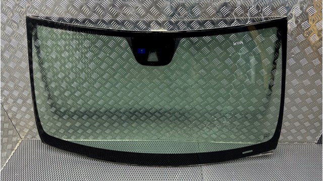 Автостекло A2046705101 MERCEDES