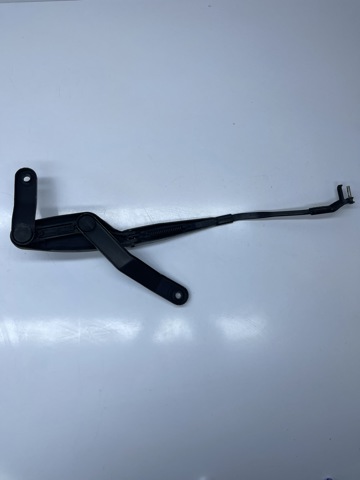 A2048201544 MERCEDES Рычаг-поводок стеклоочистителя лобового стекла купить в Винница