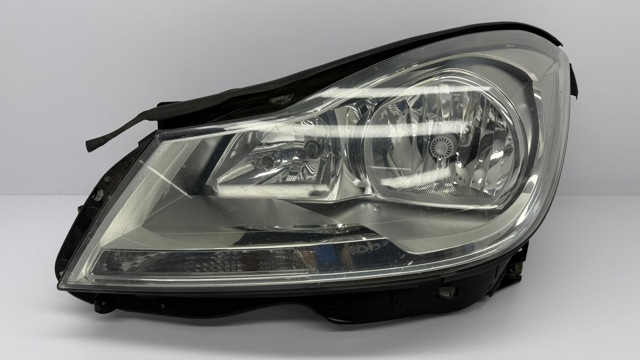 Блок фара левая A2048205159 MERCEDES