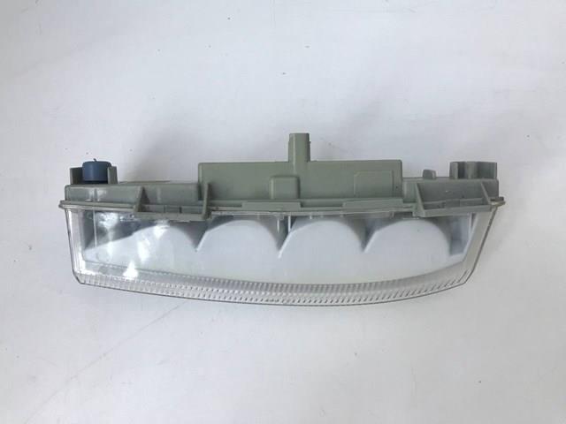 A2049069000 MERCEDES Фара дневного света правая купить в Чернигов