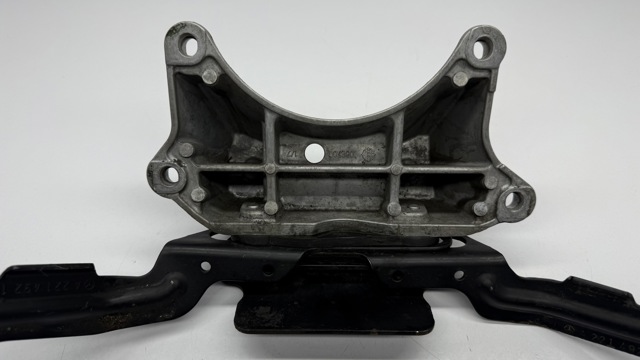 MERCEDES A2112420340 Кронштейн подушки КПП в наличии Житомир