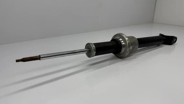 A2113239200 MERCEDES Амортизатор передний купить в Кривой Рог