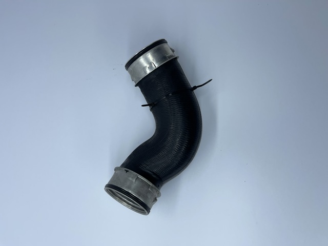 Шланг интеркуллера A2115283582 MERCEDES
