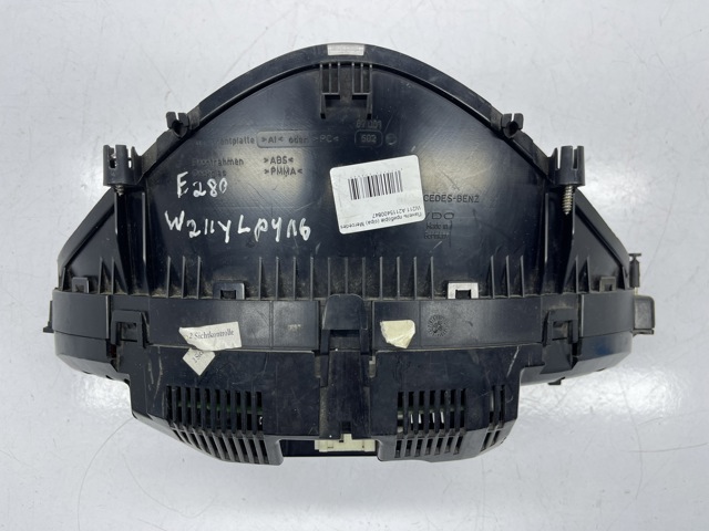 MERCEDES A2115403547 Приборная доска (щиток приборов) в наличии Киев
