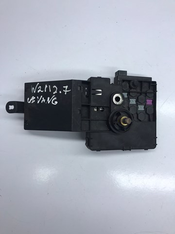 MERCEDES 2115461141 Колодка соединительная плюсового кабеля в наличии Львов