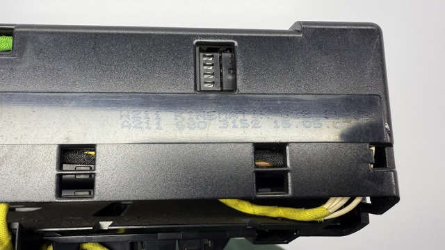 A2116803152 MERCEDES Кнопка включения аварийного сигнала купить в Кривой Рог