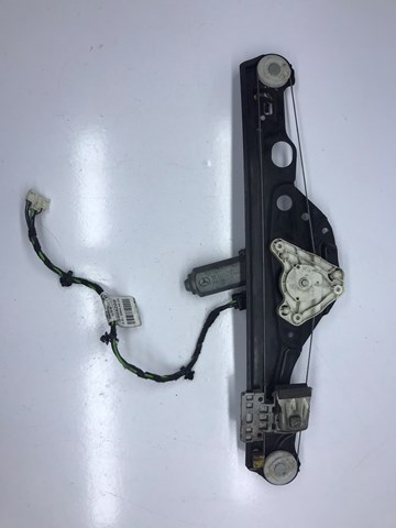  Механизм стеклоподъемника правой задней двери A2117300246 MERCEDES